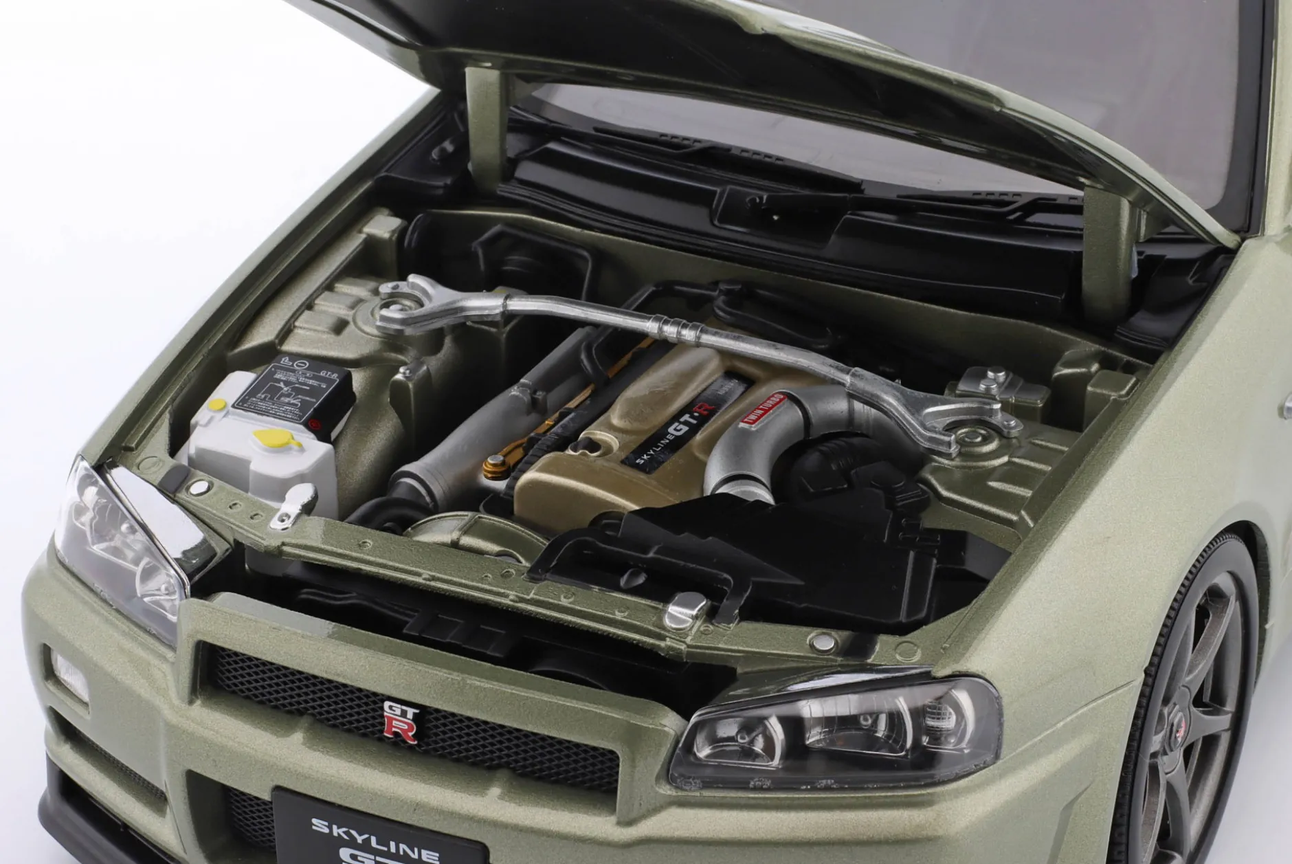 Nissan Skyline GT-R (R34) V-Spec Nür OEM-Felgen 2001 hellgrün metallic 1:12 KK-Scale