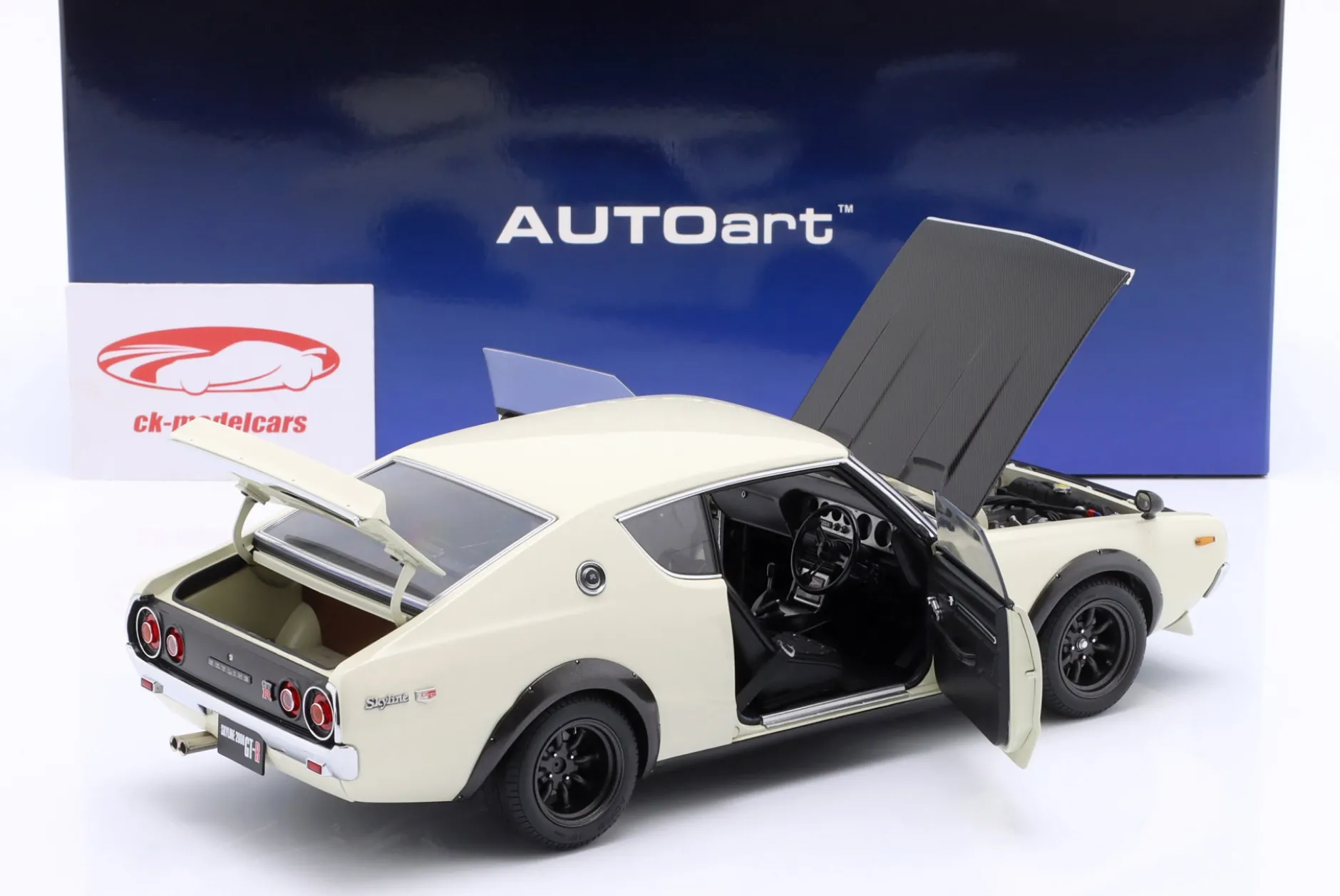 Nissan Skyline 2000 GT-R SPEZ (KPGC110) Tuned Version 1973 weiß 1:18 AUTOart