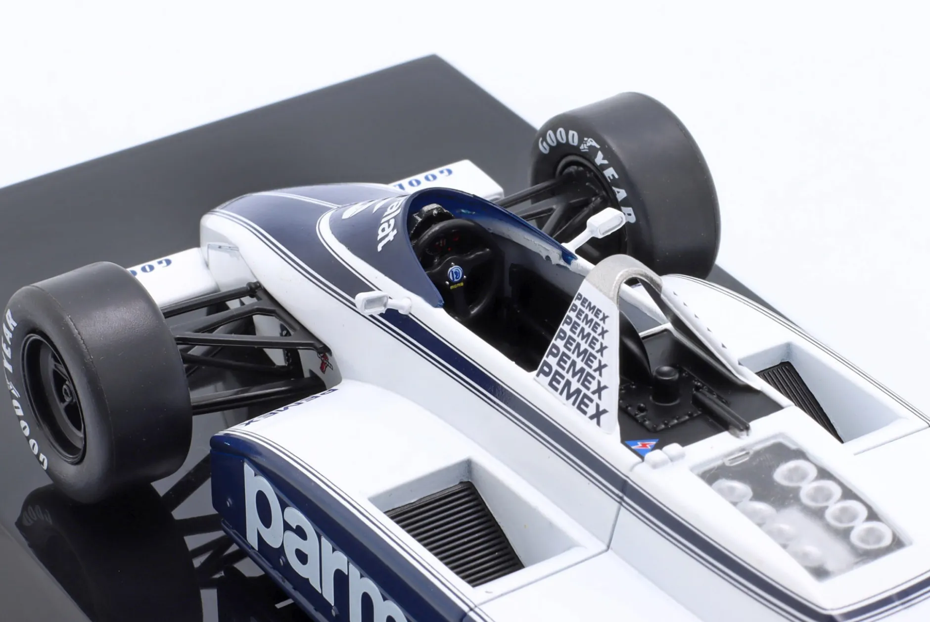 N. Piquet Brabham BT49C #5 Formel 1 Weltmeister 1981 1:24 Premium Collectibles