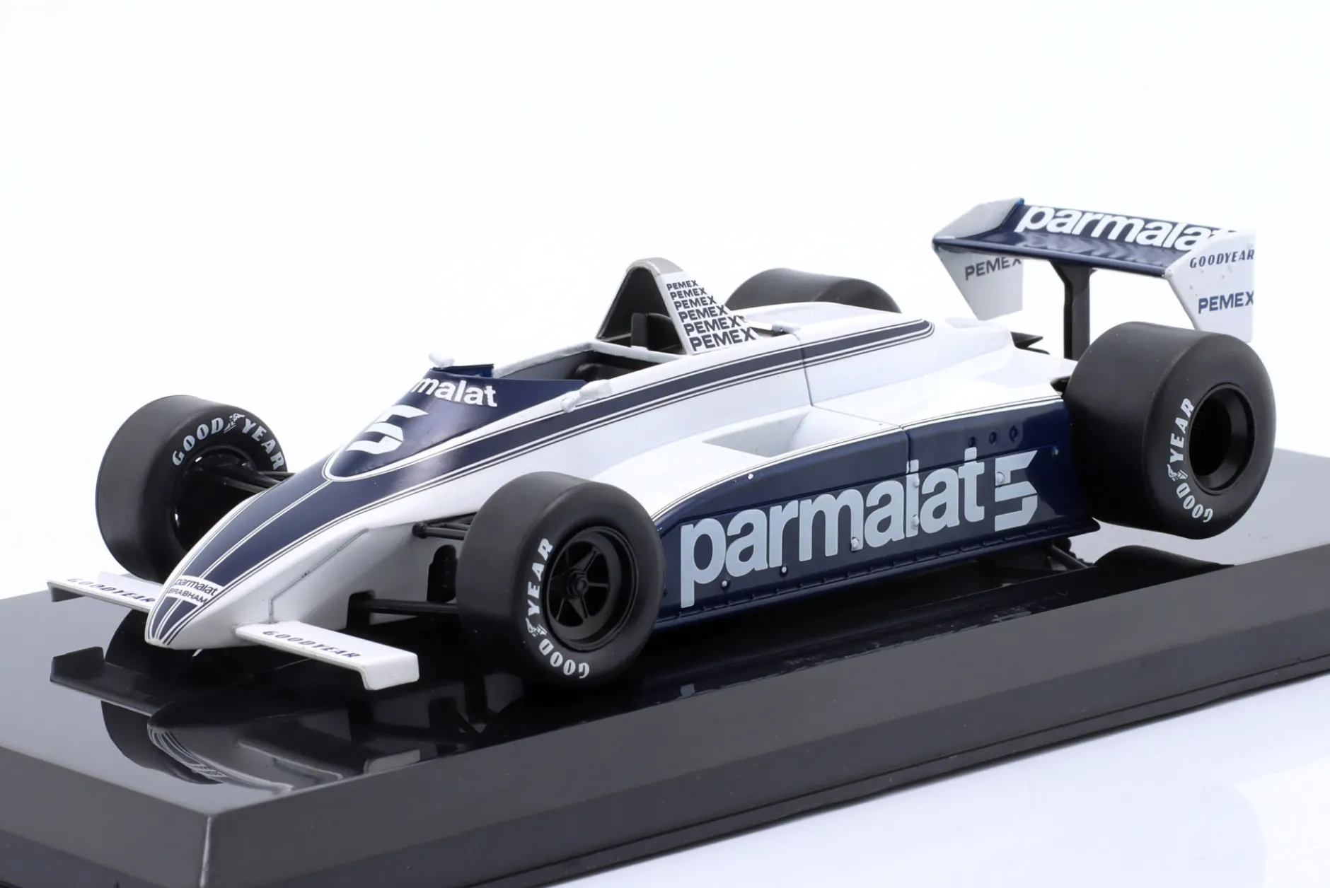 N. Piquet Brabham BT49C #5 Formel 1 Weltmeister 1981 1:24 Premium Collectibles