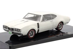 Oldsmobile 442 W-30 Baujahr 1970 weiß 1:43 Ixo