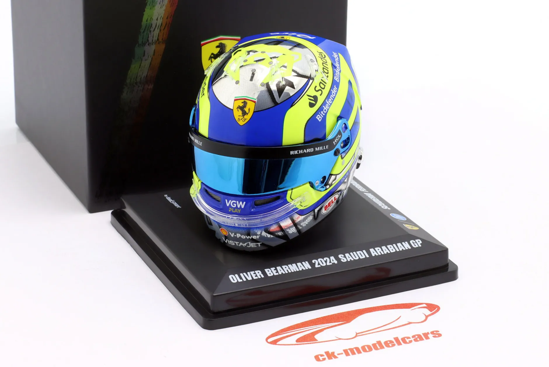 Oliver Bearman Scuderia Ferrari #38 Saudi-Arabien GP Formel 1 2024 Helm 1:5 LookSmart