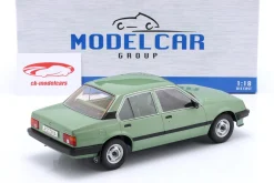 Opel Ascona C Baujahr 1981 hellgrün metallic 1:18 ModelCar Group
