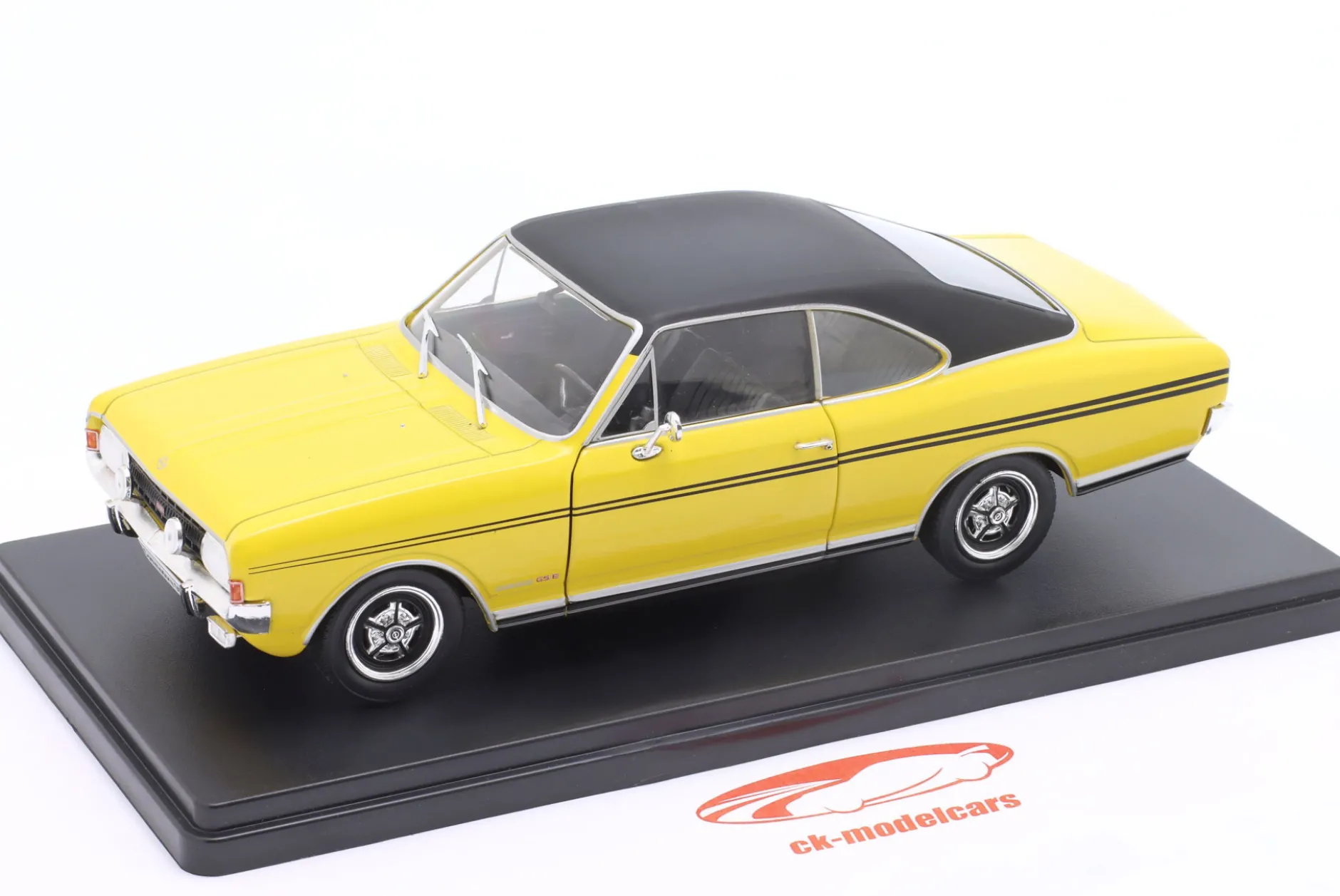 Opel Commodore A GS/E Coupe Baujahr 1970 gelb / schwarz 1:24 Hachette
