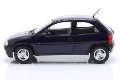 Opel Corsa B Atlanta Baujahr 1996-1997 dunkelblau metallic 1:18 ModelCarGroup