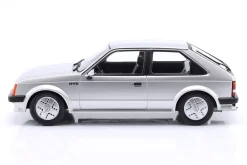 Opel Kadett D GTE Baujahr 1983 silber metallic 1:18 ModelCar Group
