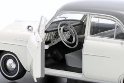 Opel Kapitän Baujahr 1954 weiß / grau 1:24 Hachette