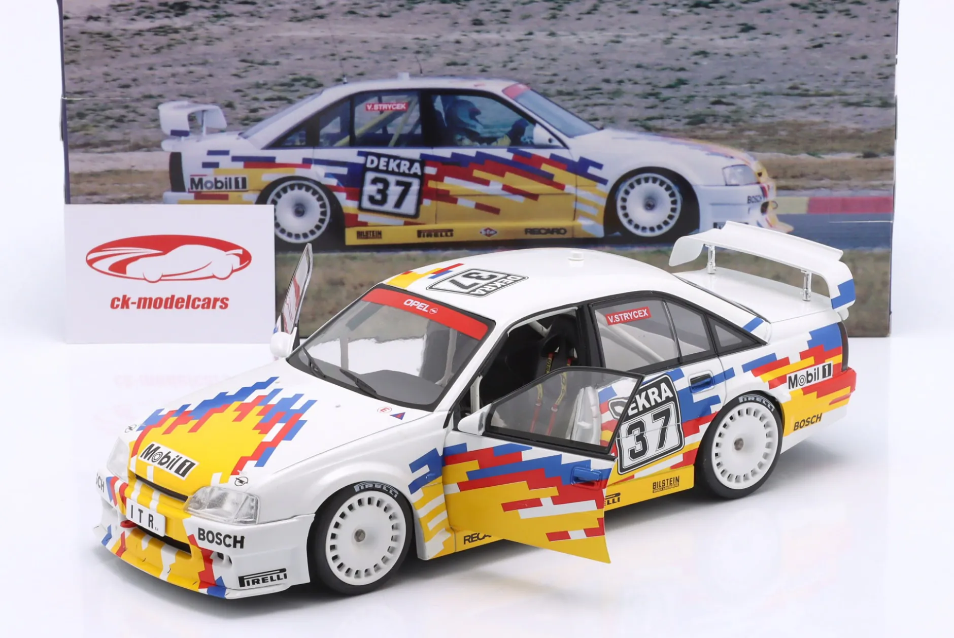 Opel Omega Evo 500 #37 DTM 1991 Volker Strycek 1:18 WERK83