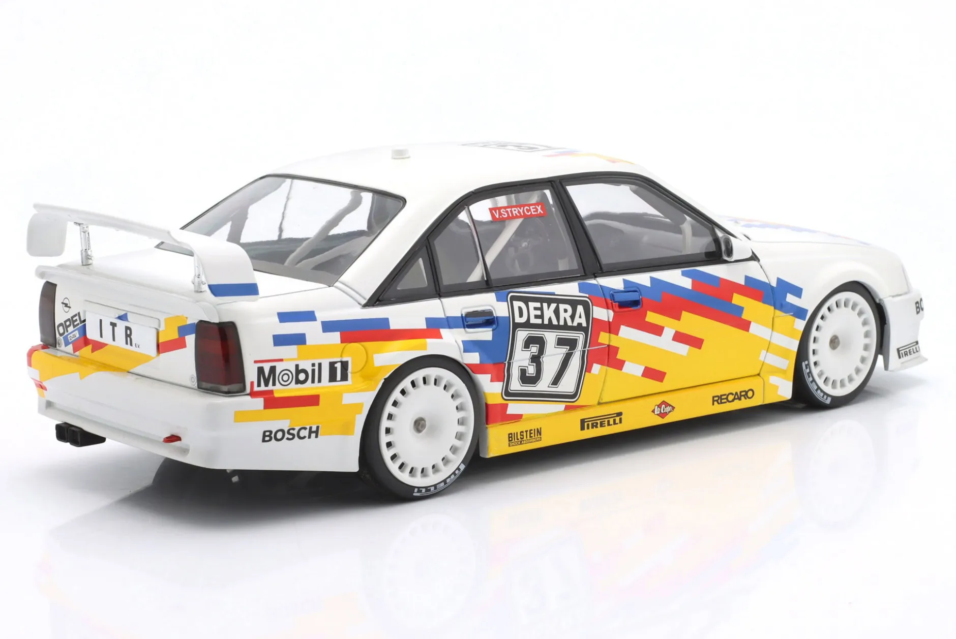 Opel Omega Evo 500 #37 DTM 1991 Volker Strycek 1:18 WERK83