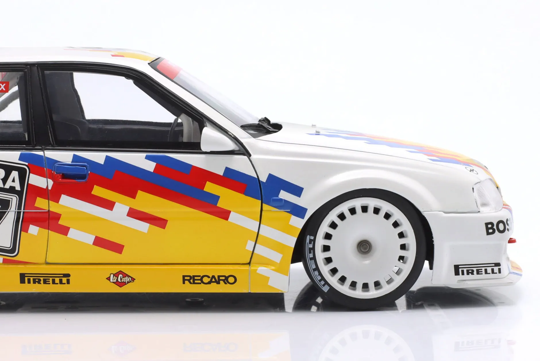 Opel Omega Evo 500 #37 DTM 1991 Volker Strycek 1:18 WERK83