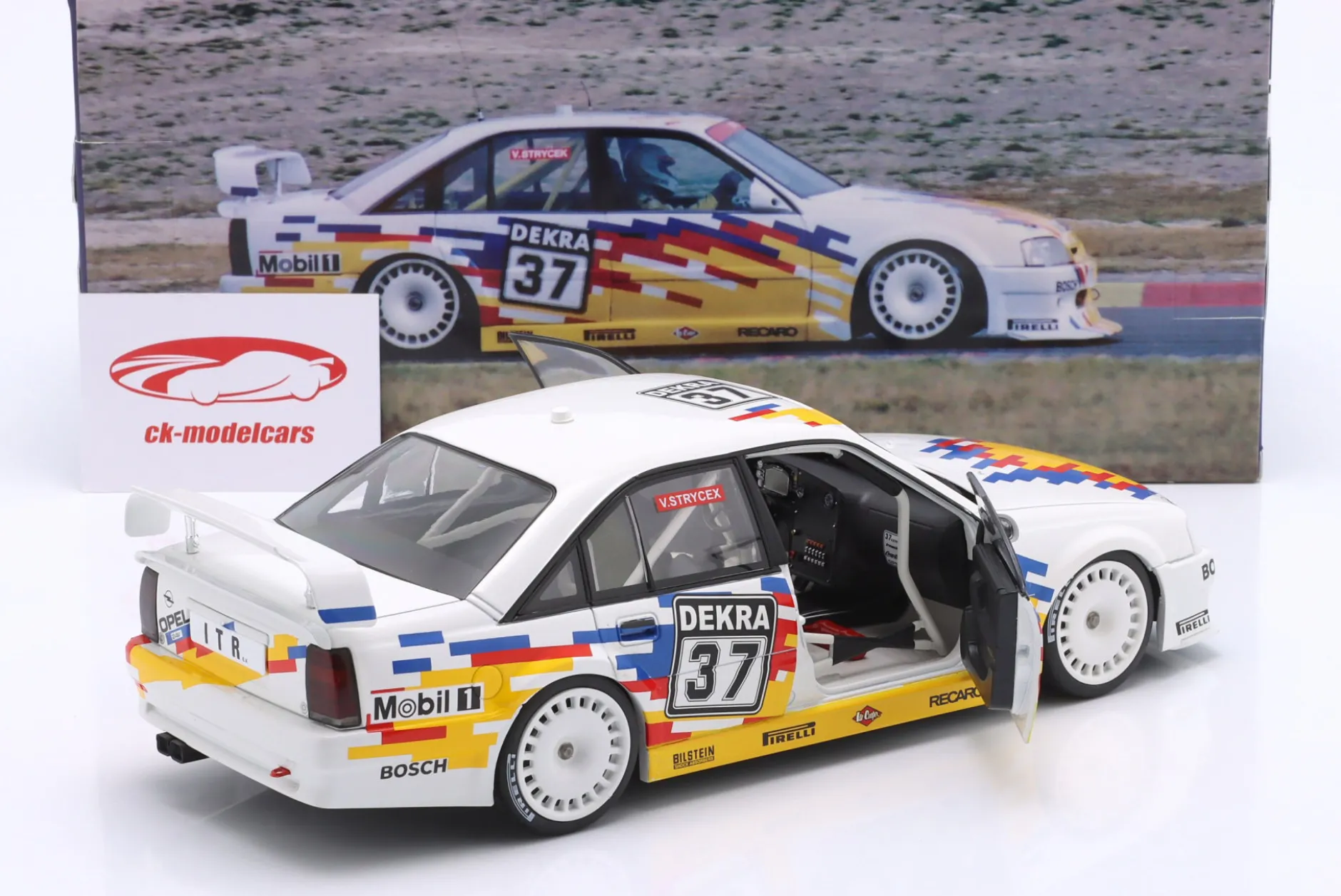 Opel Omega Evo 500 #37 DTM 1991 Volker Strycek 1:18 WERK83