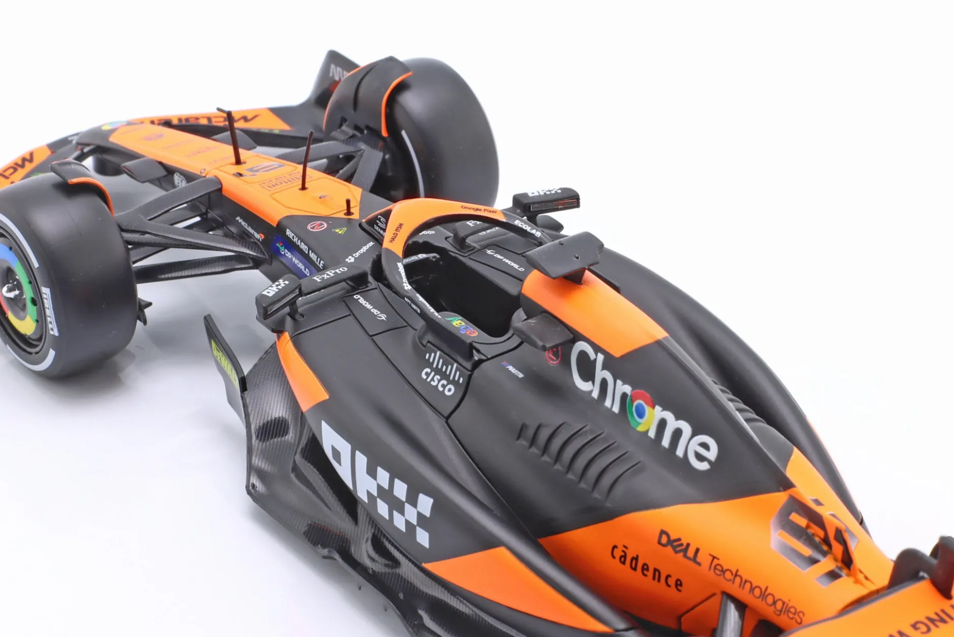 O. Piastri McLaren MCL38 #81 Miami GP Formel 1 2024 mit Figur 1:24 Bburago