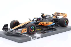 Oscar Piastri McLaren MCL60 #81 Formel 1 2023 1:18 Minichamps