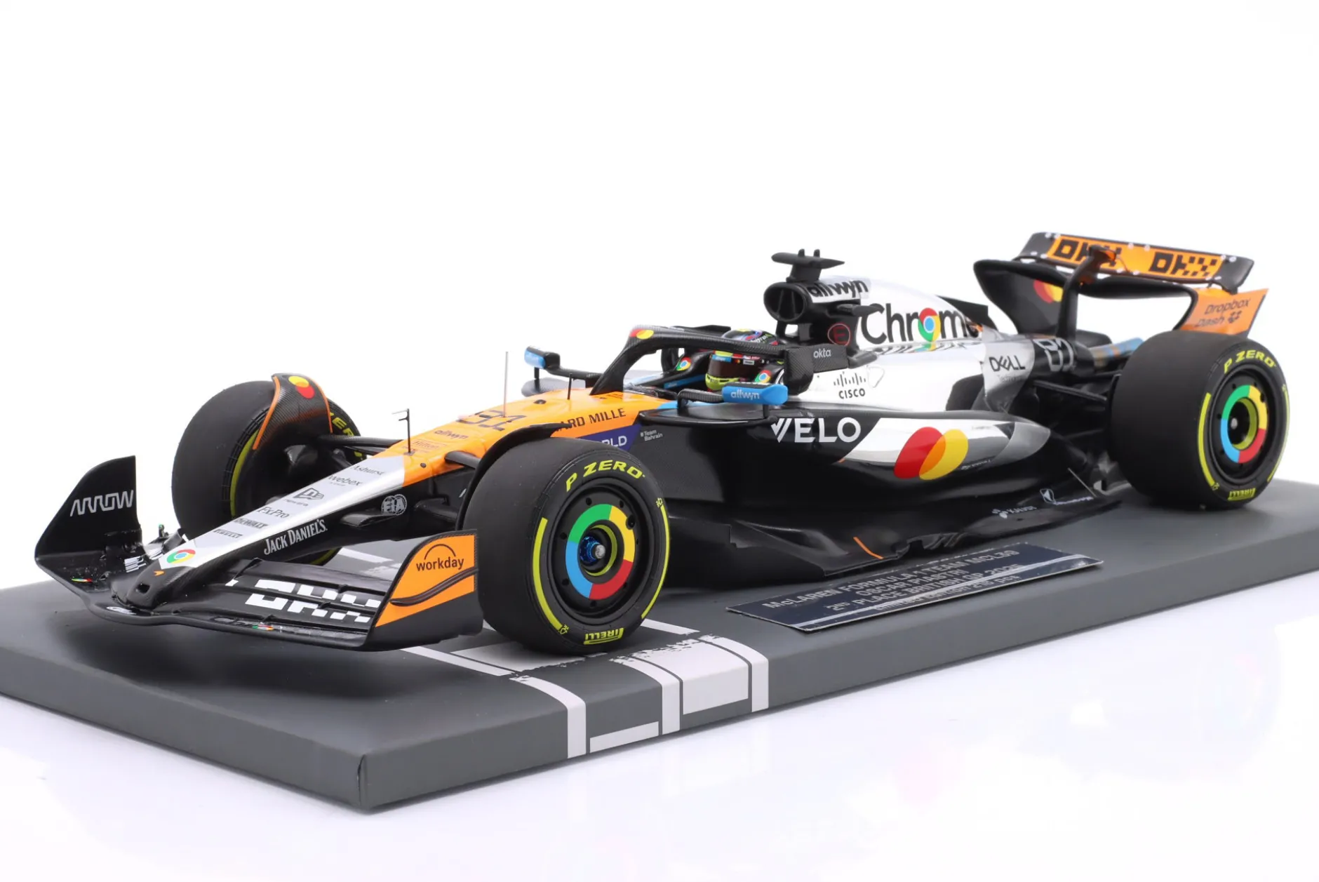 Oscar Piastri McLaren MCL39 #81 2nd British GP Formel 1 2025 1:18 Minichamps