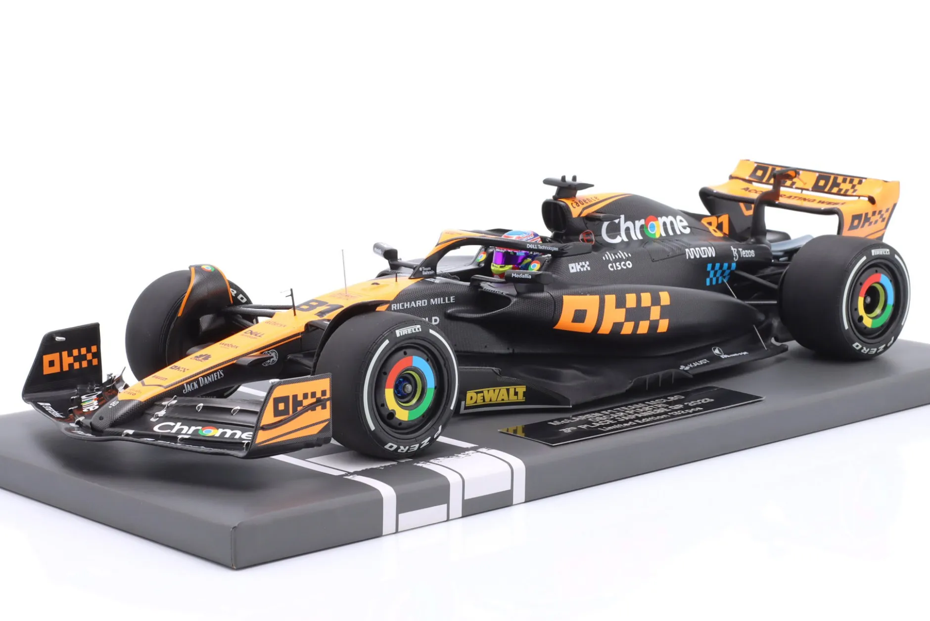 Oscar Piastri McLaren MCL60 #81 3rd Japan GP Formel 1 2023 1:18 Minichamps