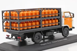 Pegaso Ekus LKW Repsol Butano Baujahr 1988 weiß / gelb 1:43 Altaya