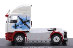 Pegaso Troner Sattelzugmaschine Baujahr 1990 weiß / rot / Dekor 1:43 Hachette