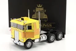 Peterbilt 352 Pacemaker SZM 1977-1979 gelb / braun 1:18 Road Kings