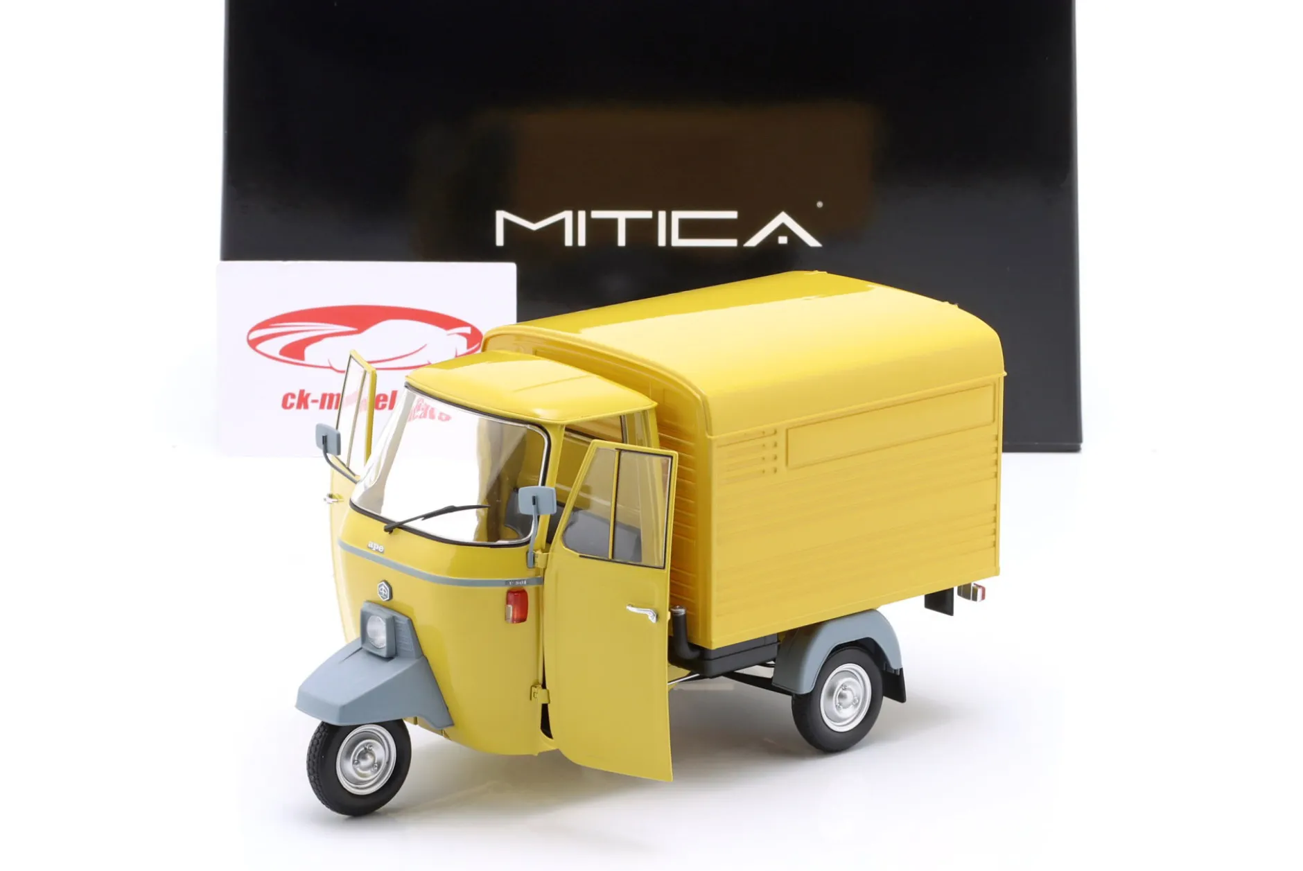 Piaggio Ape P501 Pick-Up Van geschlossen Baujahr 1979 gelb 1:18 MITICA