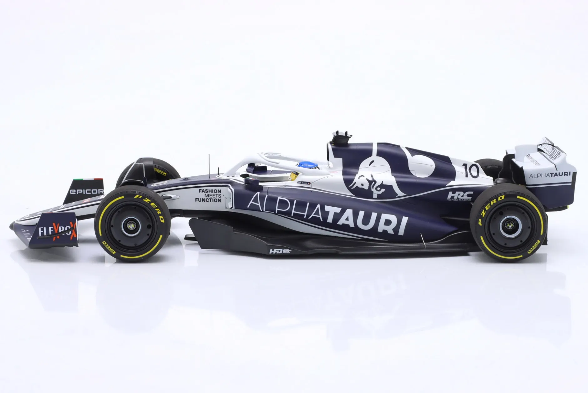 Pierre Gasly AlphaTauri AT03 #10 Bahrain GP Formel 1 2022 1:18 Minichamps