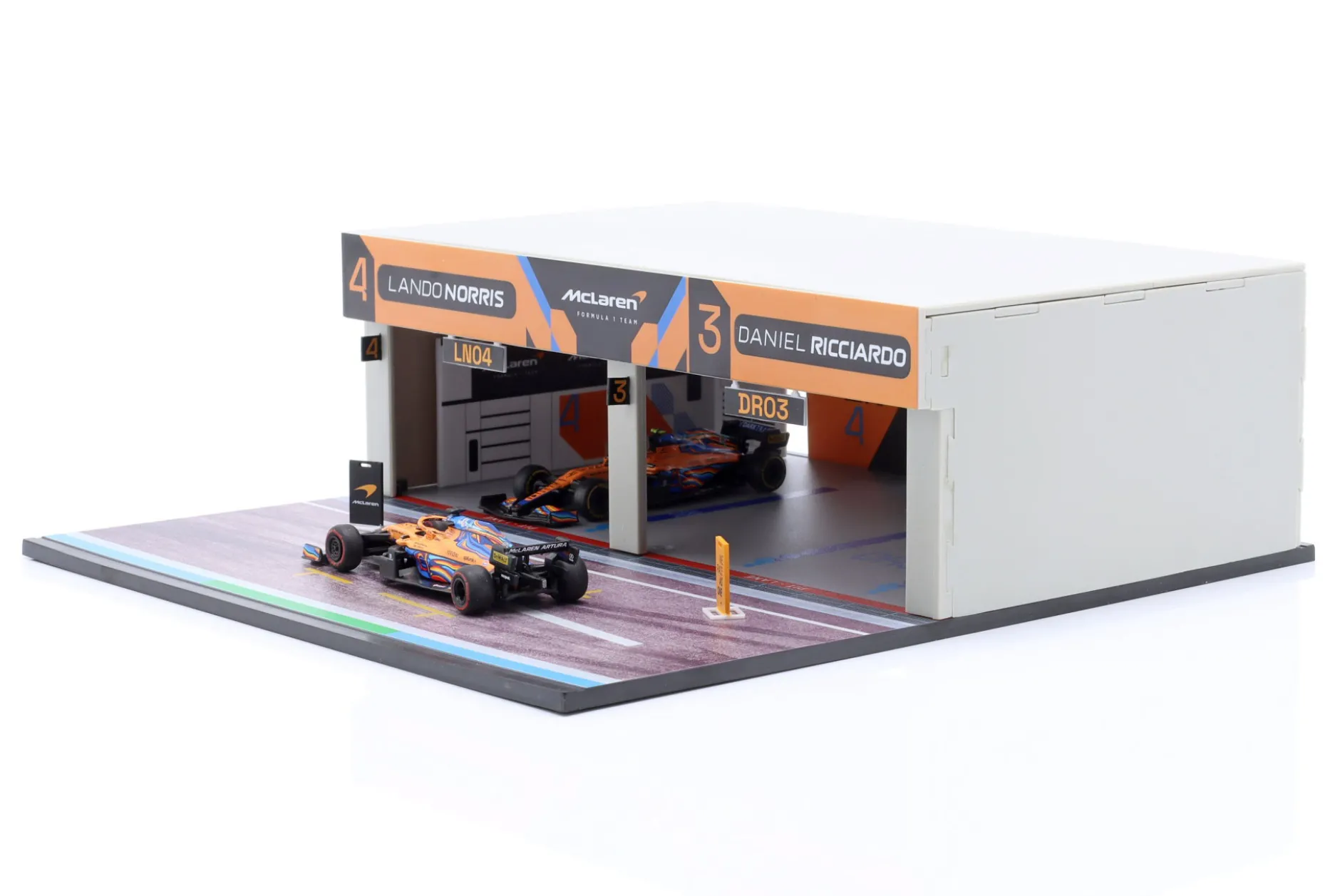 Pit Garage Diorama McLaren Formel 1 Team 2022 1:64 Tarmac Works