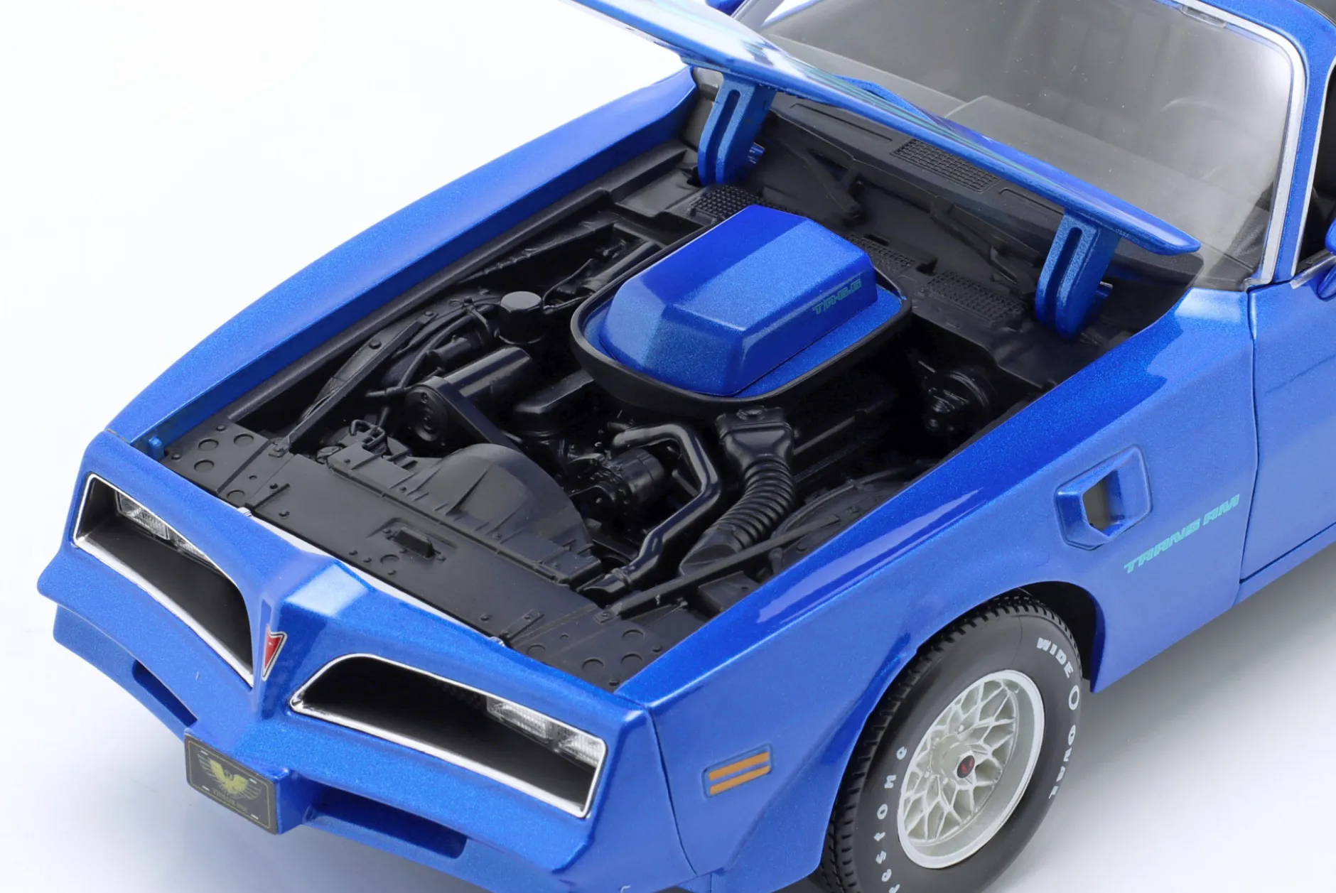 Pontiac Firebird Trans Am Baujahr 1978 blau 1:18 Maisto