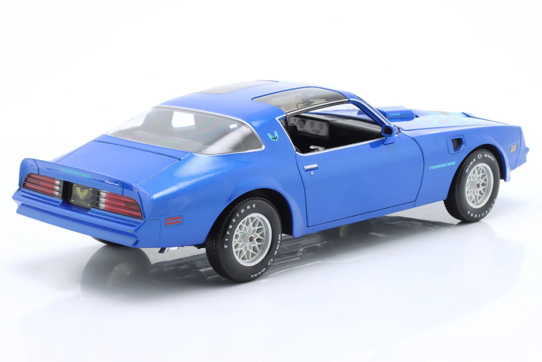 Pontiac Firebird Trans Am Baujahr 1978 blau 1:18 Maisto