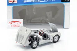 Porsche 550 A Spyder Baujahr 1950 silber 1:18 Maisto