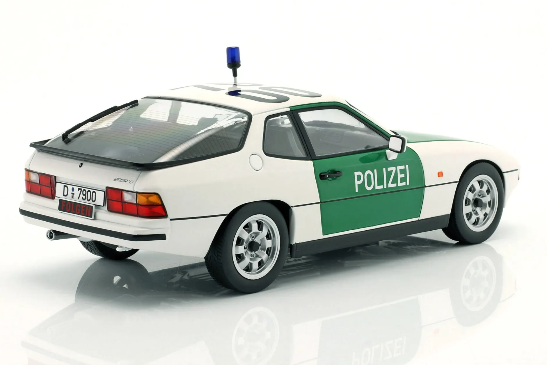 Porsche 924 Autobahnpolizei Düsseldorf 1985 grün / weiß 1:18 KK-Scale