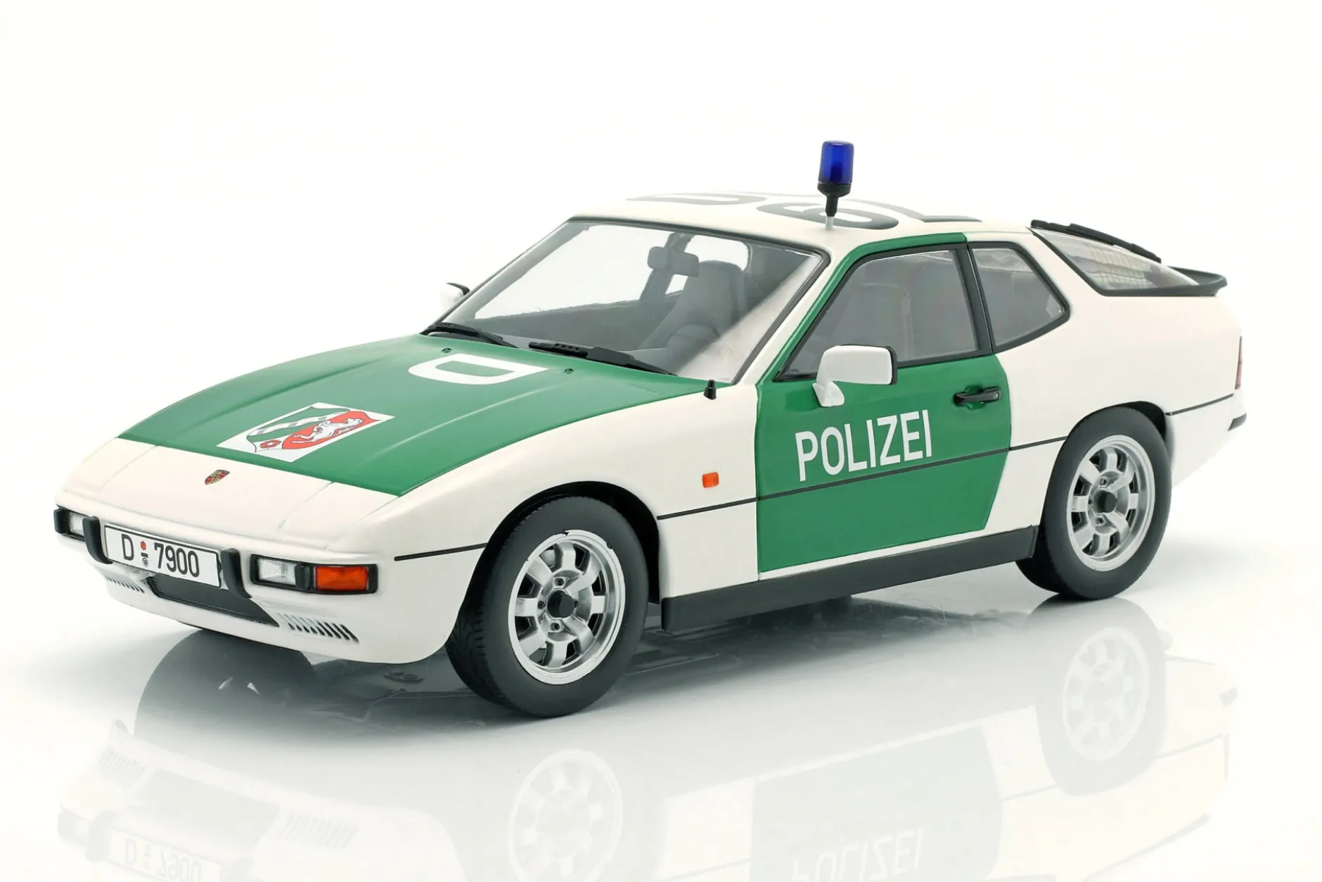 Porsche 924 Autobahnpolizei Düsseldorf 1985 grün / weiß 1:18 KK-Scale