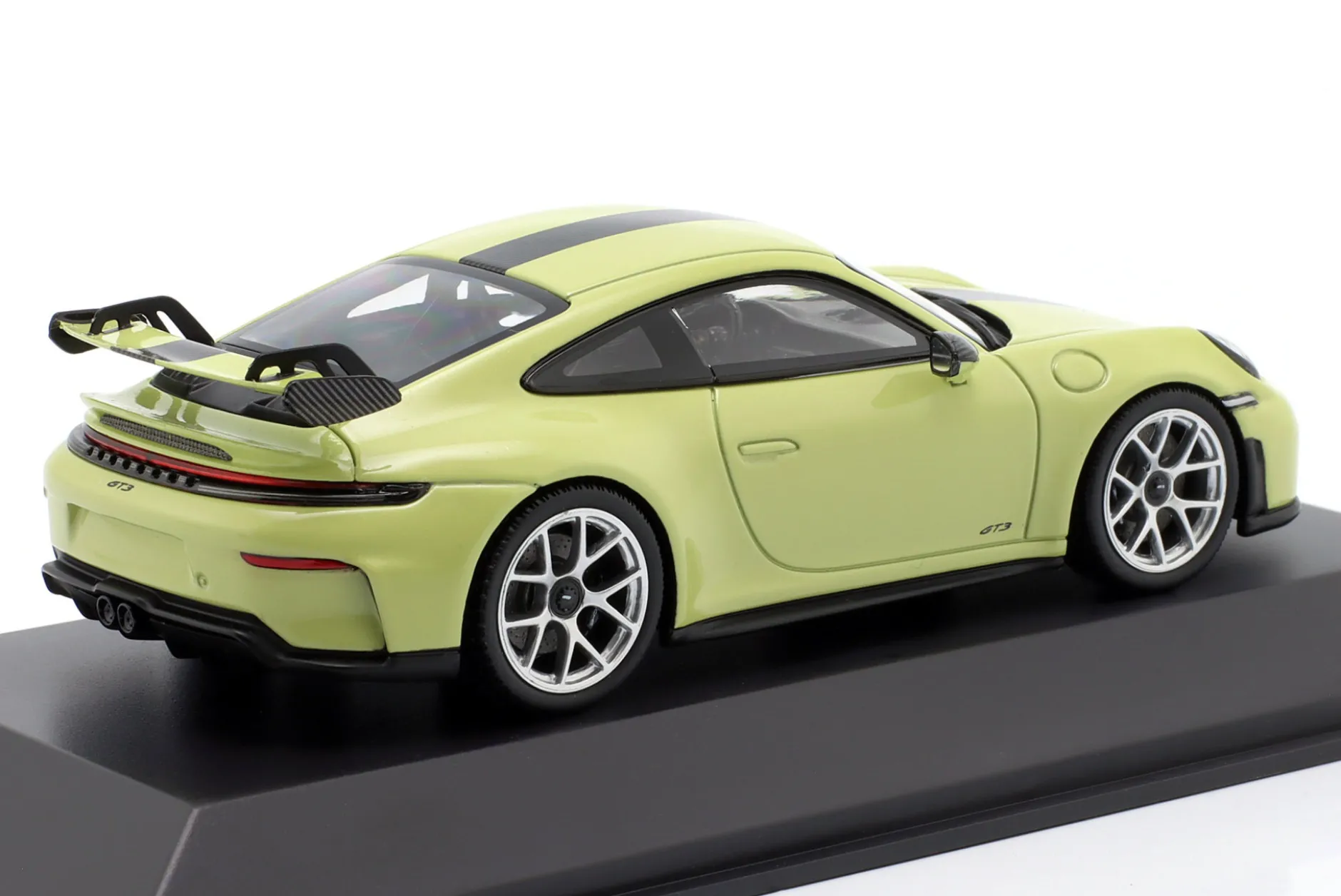 Porsche 911 (992.2) Baujahr 2025 cartagenagelb metallic 1:43 Spark