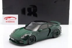 Porsche 911 Brabus 900 Rocket-R Baujahr 2024 grün 1:18 GT-Spirit