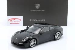 Porsche 911 (992) Carerra 4S schwarz 1:18 Minichamps