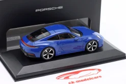 Porsche 911 (992.2) Carrera Coupé Baujahr 2024 luganoblau 1:43 Minichamps