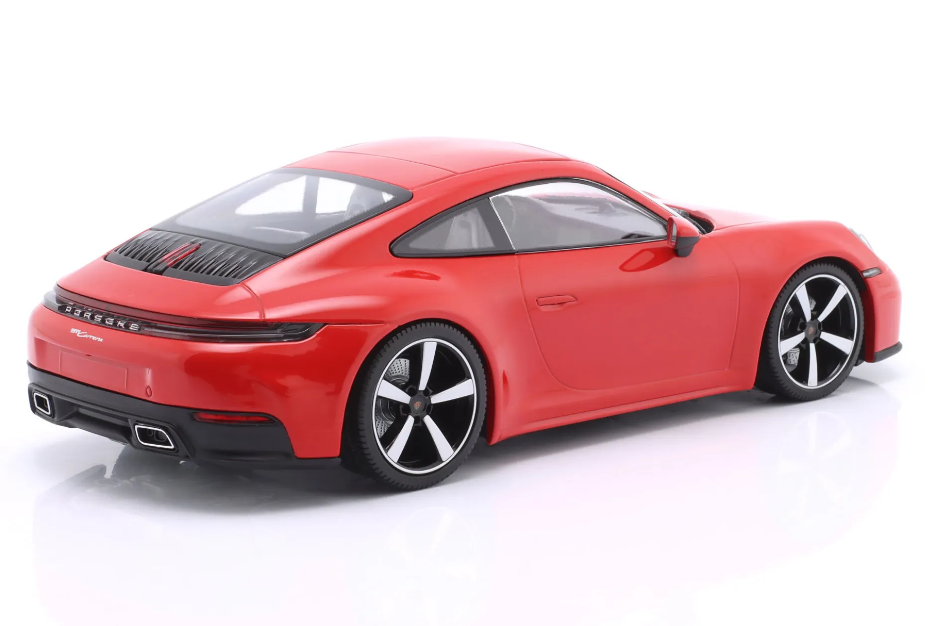 Porsche 911 (992.2) Carrera Coupe Baujahr 2024 rot 1:18 Minichamps
