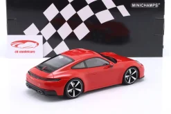 Porsche 911 (992.2) Carrera Coupe Baujahr 2024 rot 1:18 Minichamps