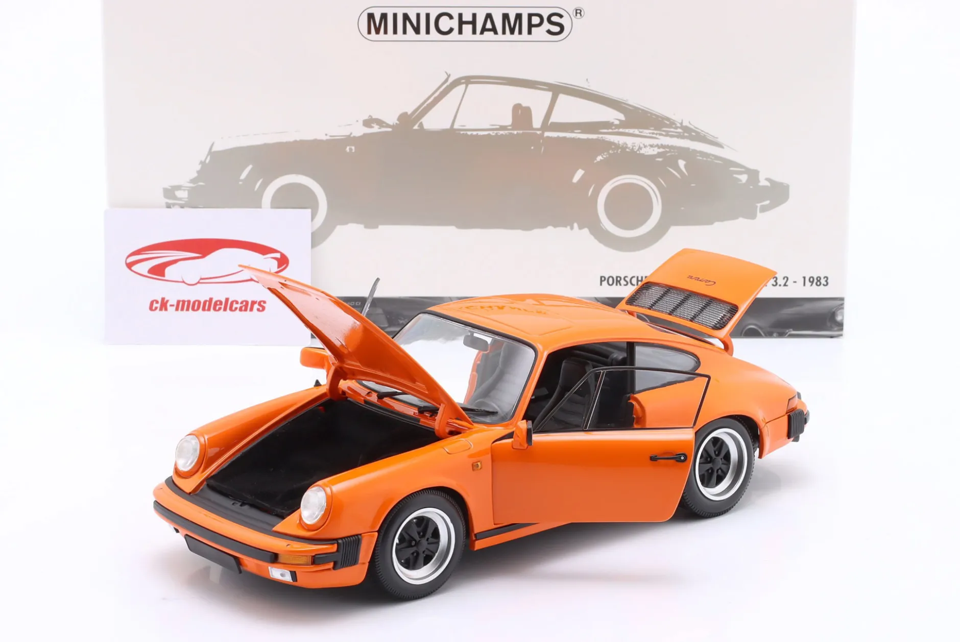 Porsche 911 Carrera Coupe 3.2 Baujahr 1983 orange 1:18 Minichamps