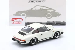 Porsche 911 Carrera Coupe 3.2 Baujahr 1983 weiß 1:18 Minichamps