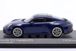 Porsche 911 (992.2) Carrera GTS Baujahr 2024 enzianblau metallic 1:43 Minichamps