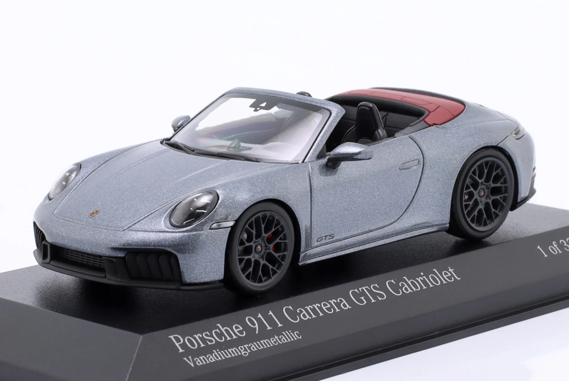 Porsche 911 (992.2) Carrera GTS Cabriolet 2024 vanadiumgrau metallic 1:43 Minichamps