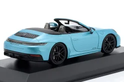 Porsche 911 (992.2) Carrera 4 GTS Cabriolet 2024 ipanemablau 1:43 Minichamps