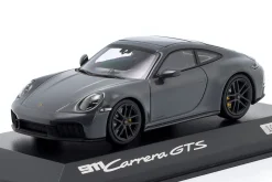 Porsche 911 (992.2) Carrera GTS Coupé Baujahr 2024 schiefergrau 1:43 Minichamps