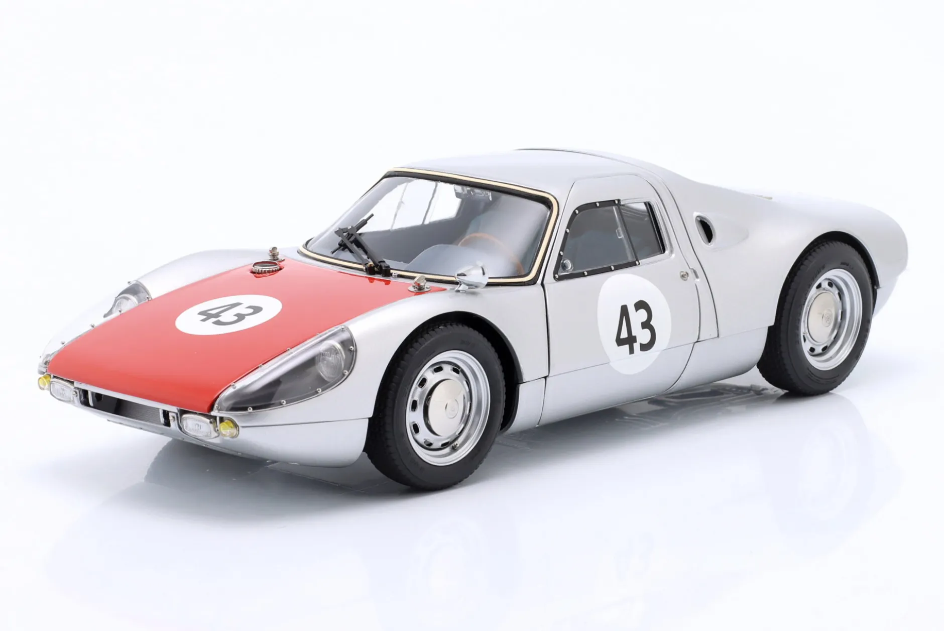 Porsche 904 Carrera GTS #43 500km Spa 1964 Leon Dernier 1:18 CMC
