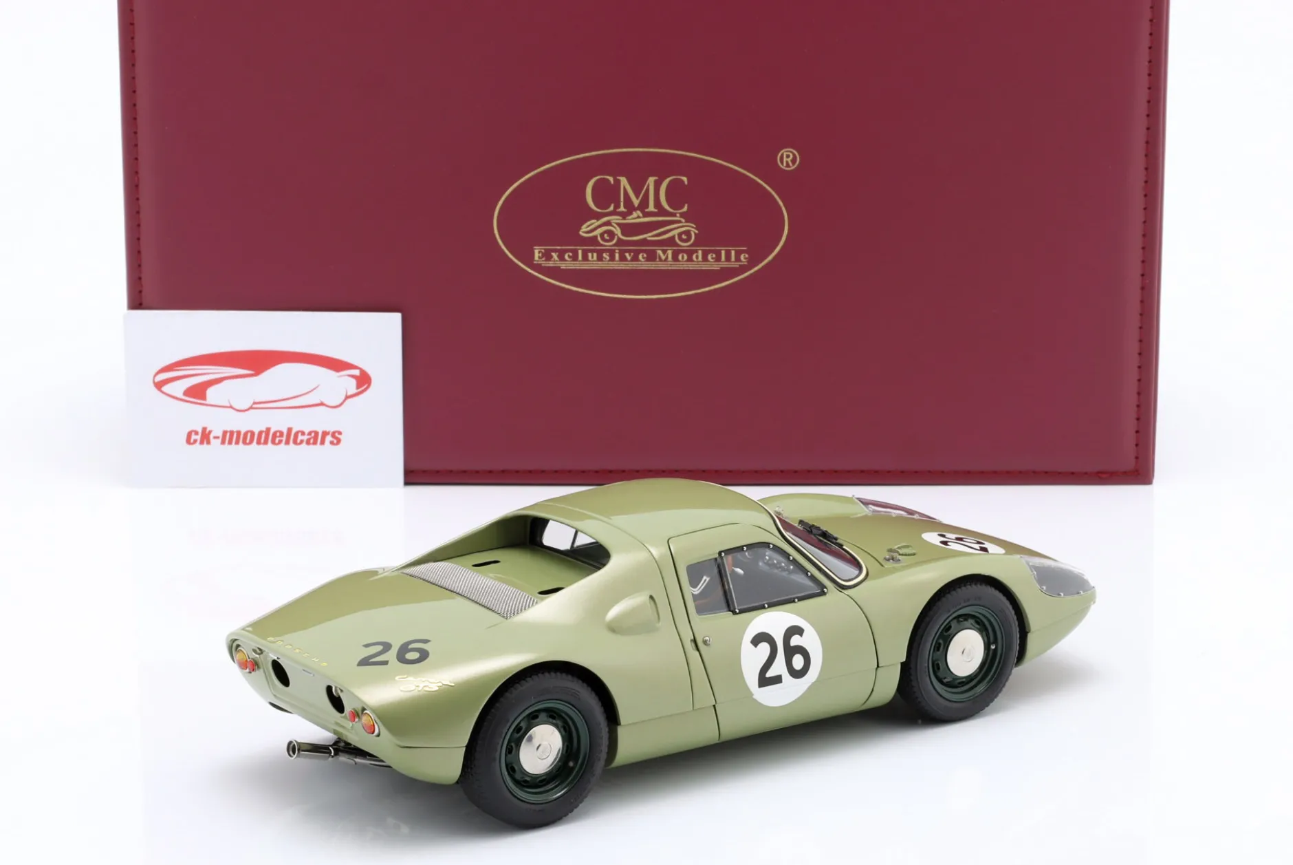 Porsche 904 Carrera GTS #26 Silverstone Int. Grand Touring 1964 I. Ireland 1:18 CMC