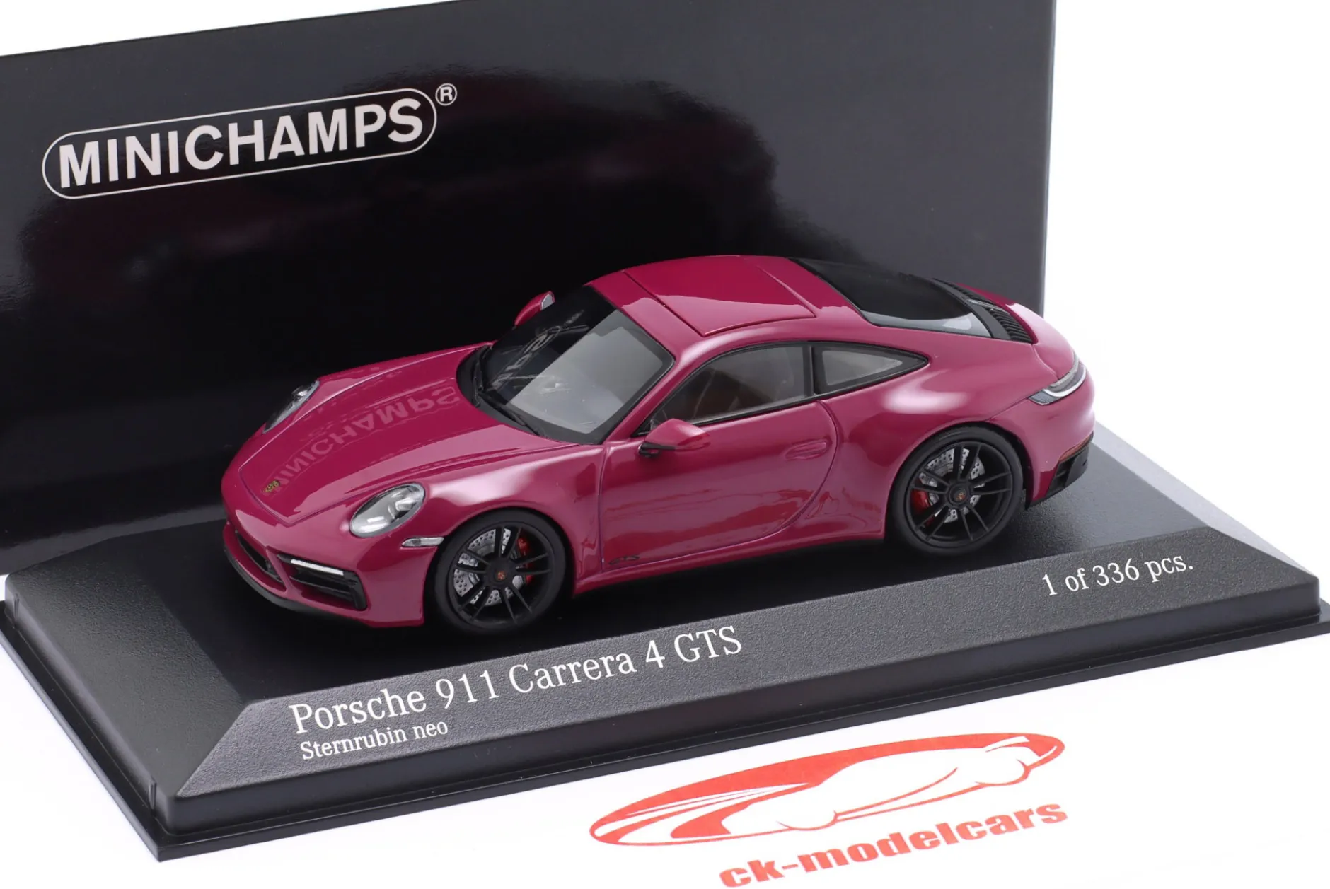 Porsche 911 (992) Carrera 4 GTS 2021 sternrubin neo 1:43 Minichamps