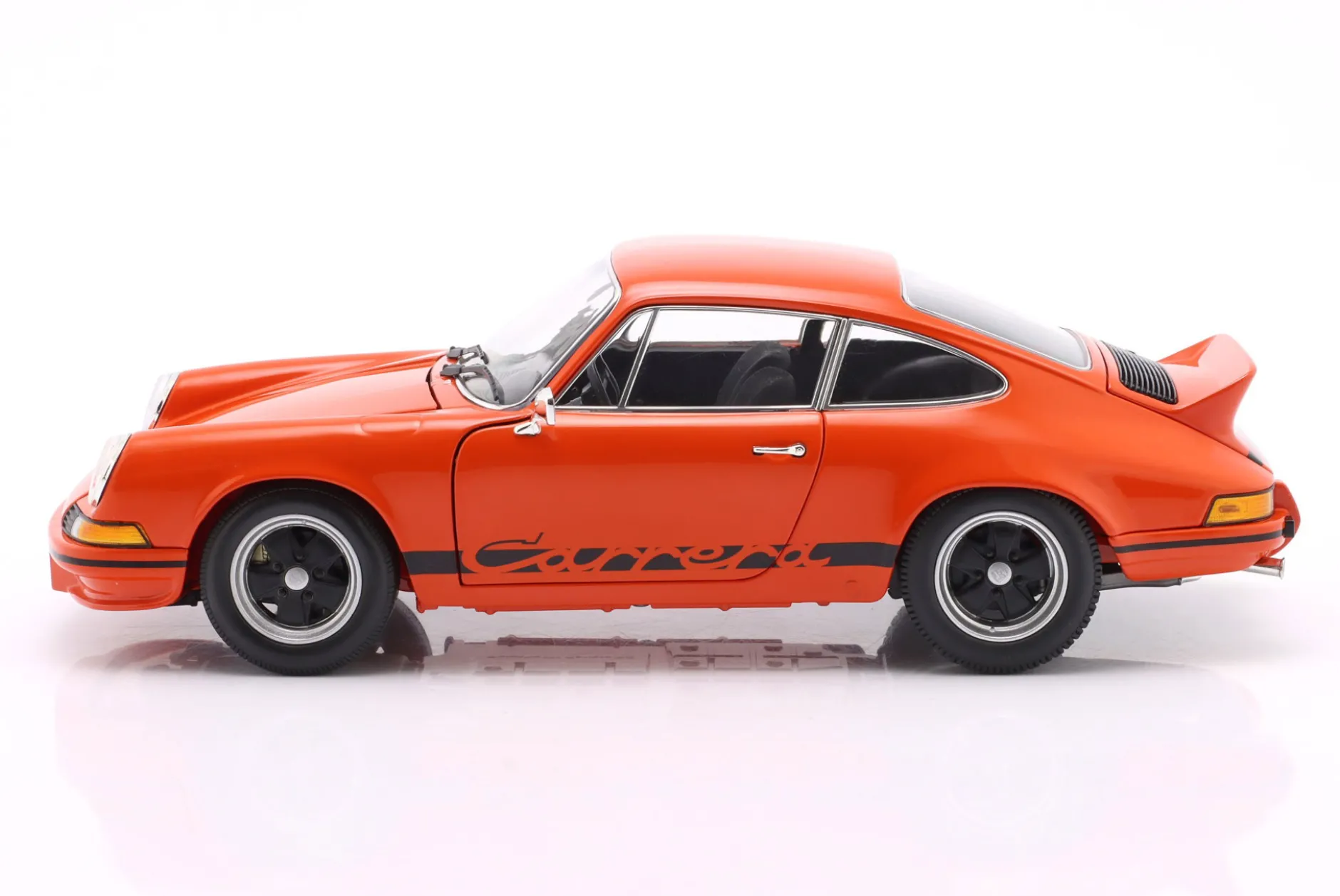 Porsche 911 Carrera RS Baujahr 1972 blutorange 1:18 Minichamps