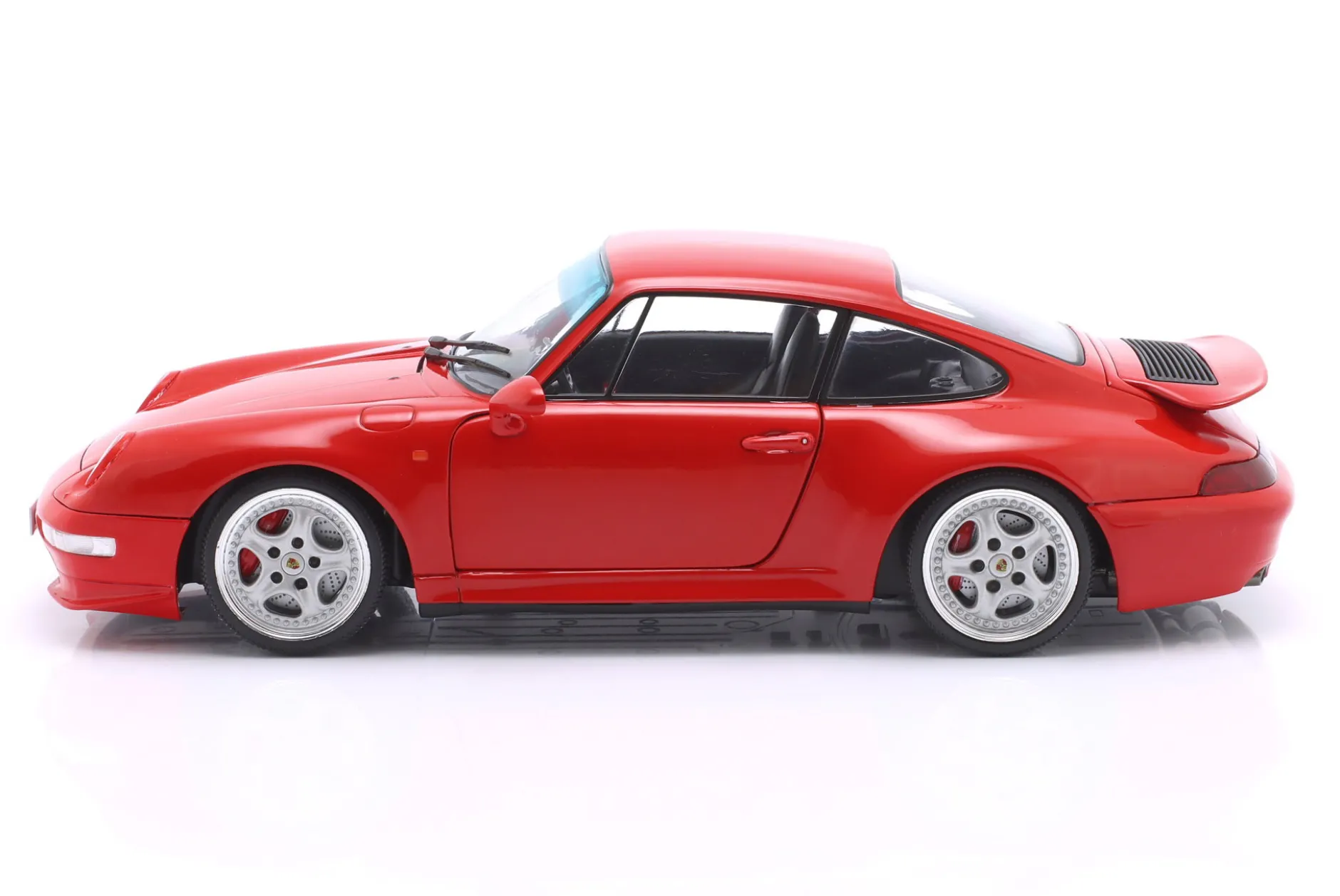Porsche 911 (993) Carrera RS Baujahr 1997 indischrot 1:18 Solido