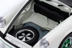 Porsche 911 Carrera RS 2.7 Grand Prix weiß / grün 1:18 AUTOart