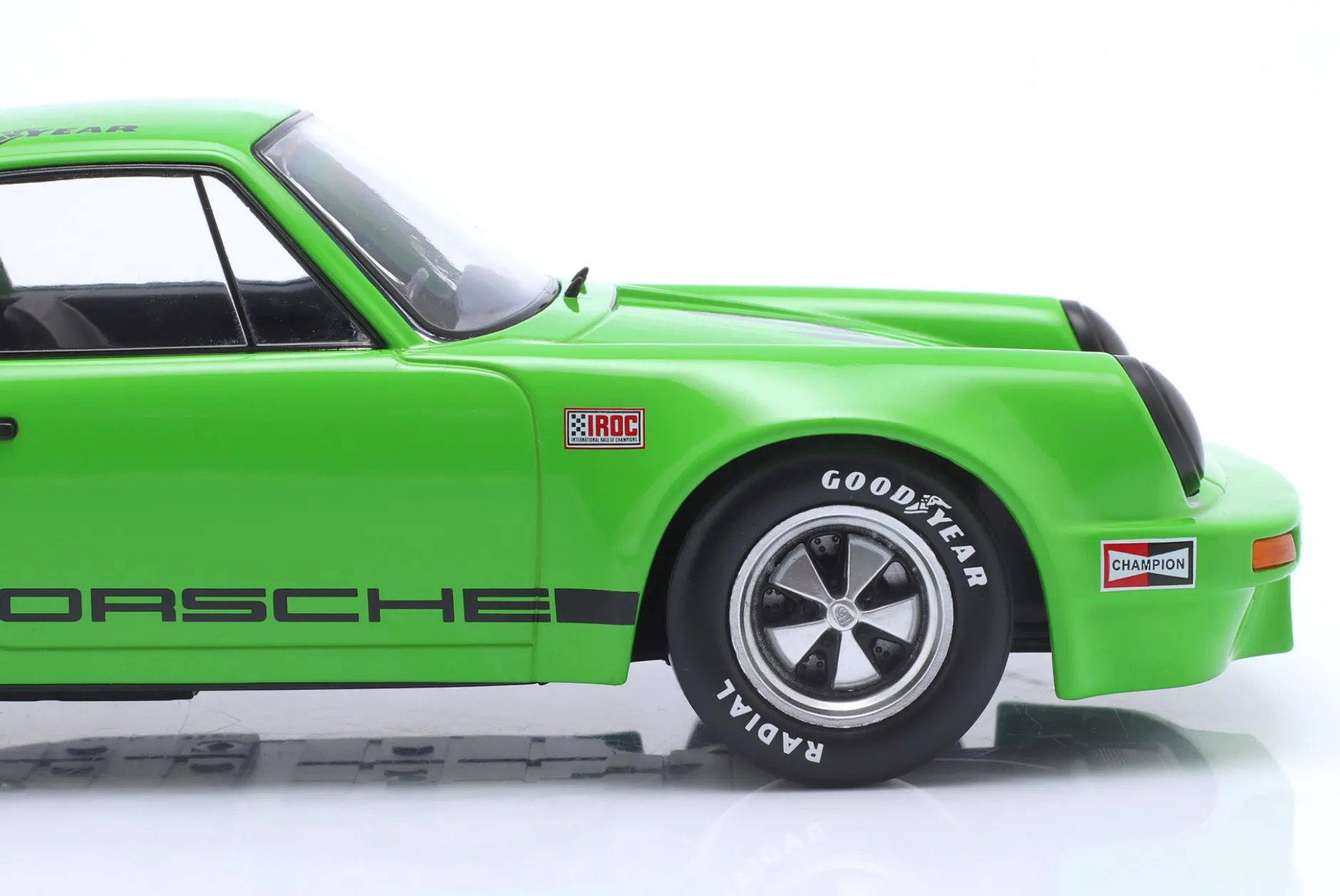 Porsche 911 Carrera 3.0 RSR #14 IROC Riverside 1973 E. Fittipaldi 1:18 WERK83