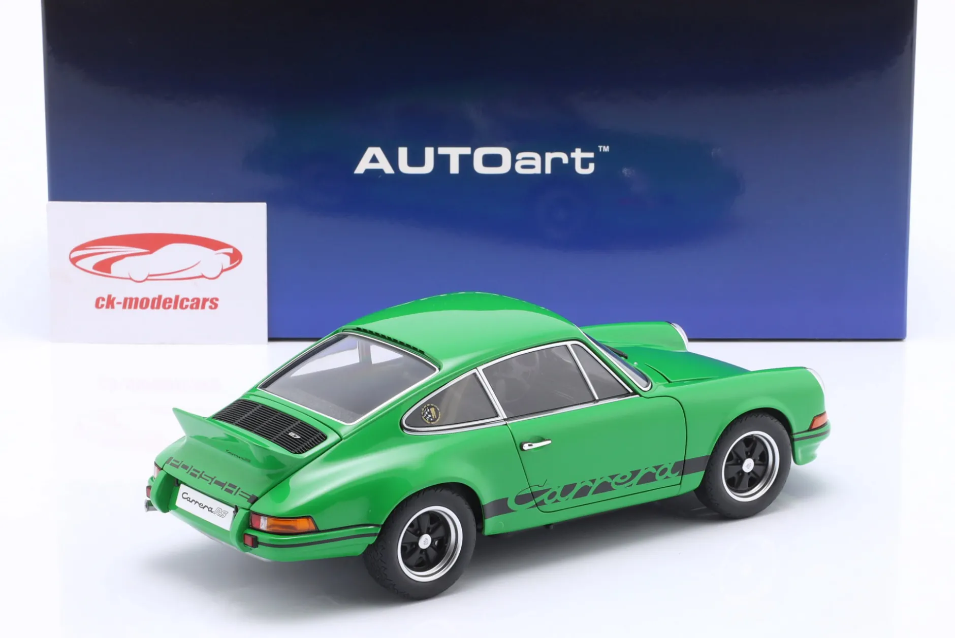 Porsche 911 Carrera 2.7 RS vipergrün / schwarz 1:18 AUTOart